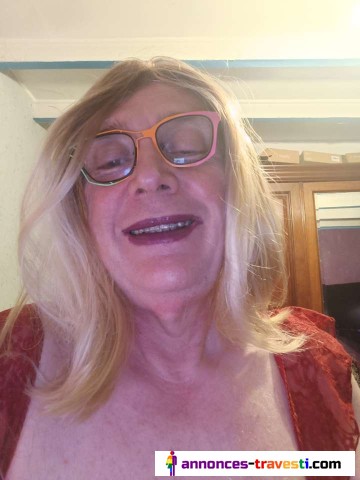 Travesti mure du 63 ch groupe d'africains vers chez moi