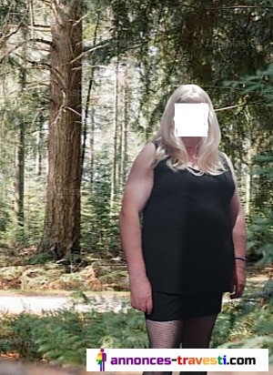 Katia 64 ans cherche homme ou groupe d'hommes