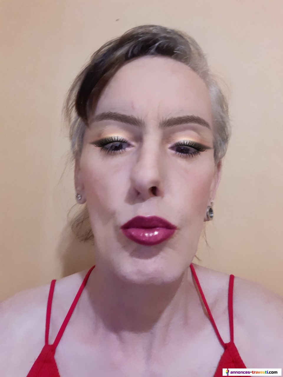 Travestie reçoit samedi 4 juillet a partire de 22 h tout les hommes sont acceptés